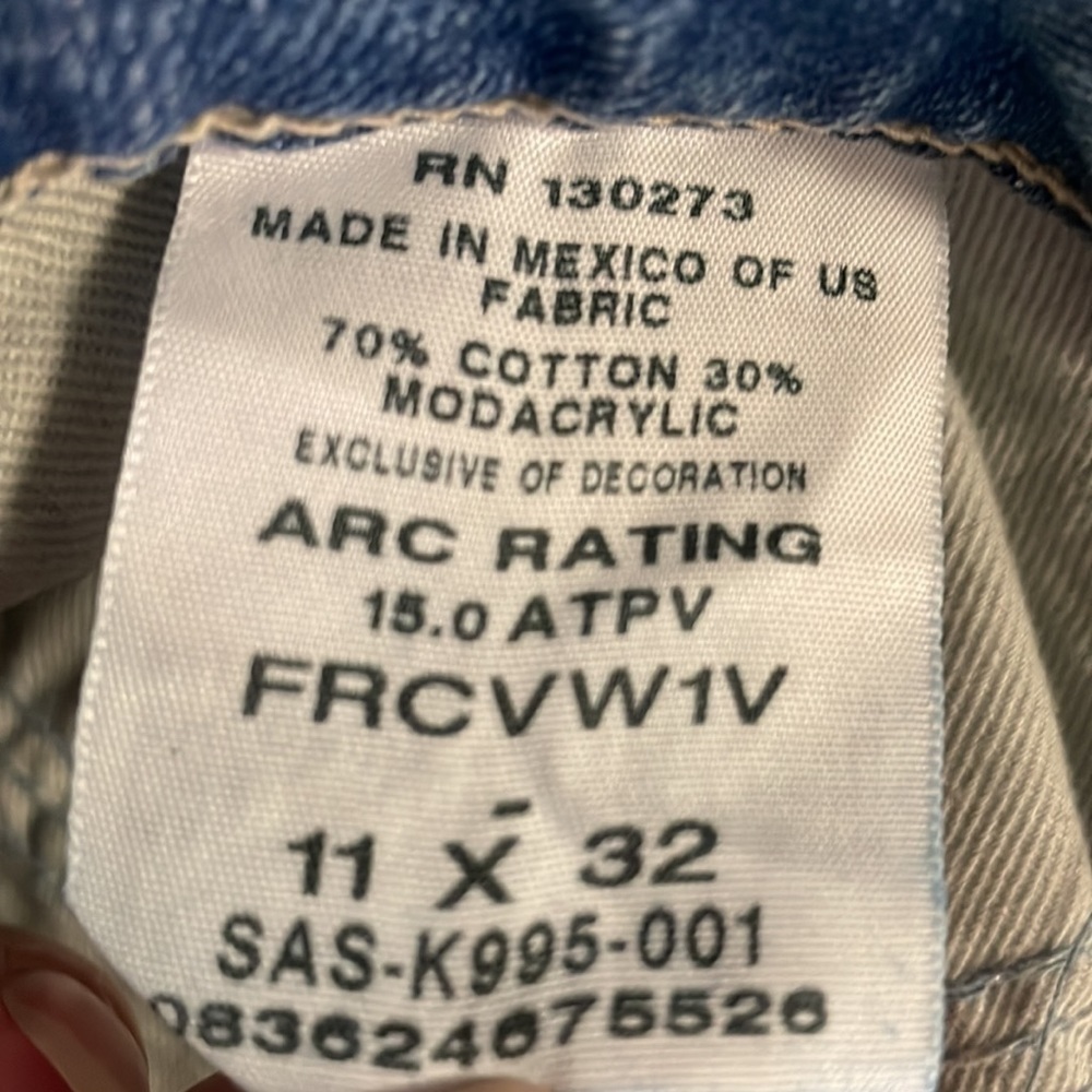 Wrangler Flame Resistant Jeans Size 11x32 - Picture 13 of 13